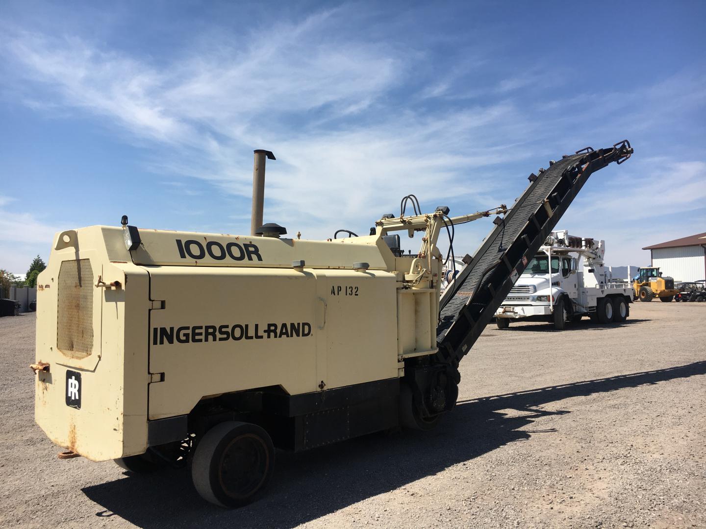 ./imagenes/INVOICE/2019/16678/RECUPERADORA DE ASFALTO INGERSOLL RAND PC1000R (26).JPG